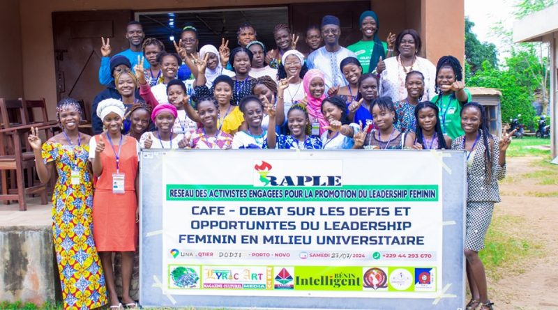 CAFE-DEBAT SUR LE LEADERSHIP FEMININ : Les étudiantes de Porto-Novo renforcées par le RAPLE